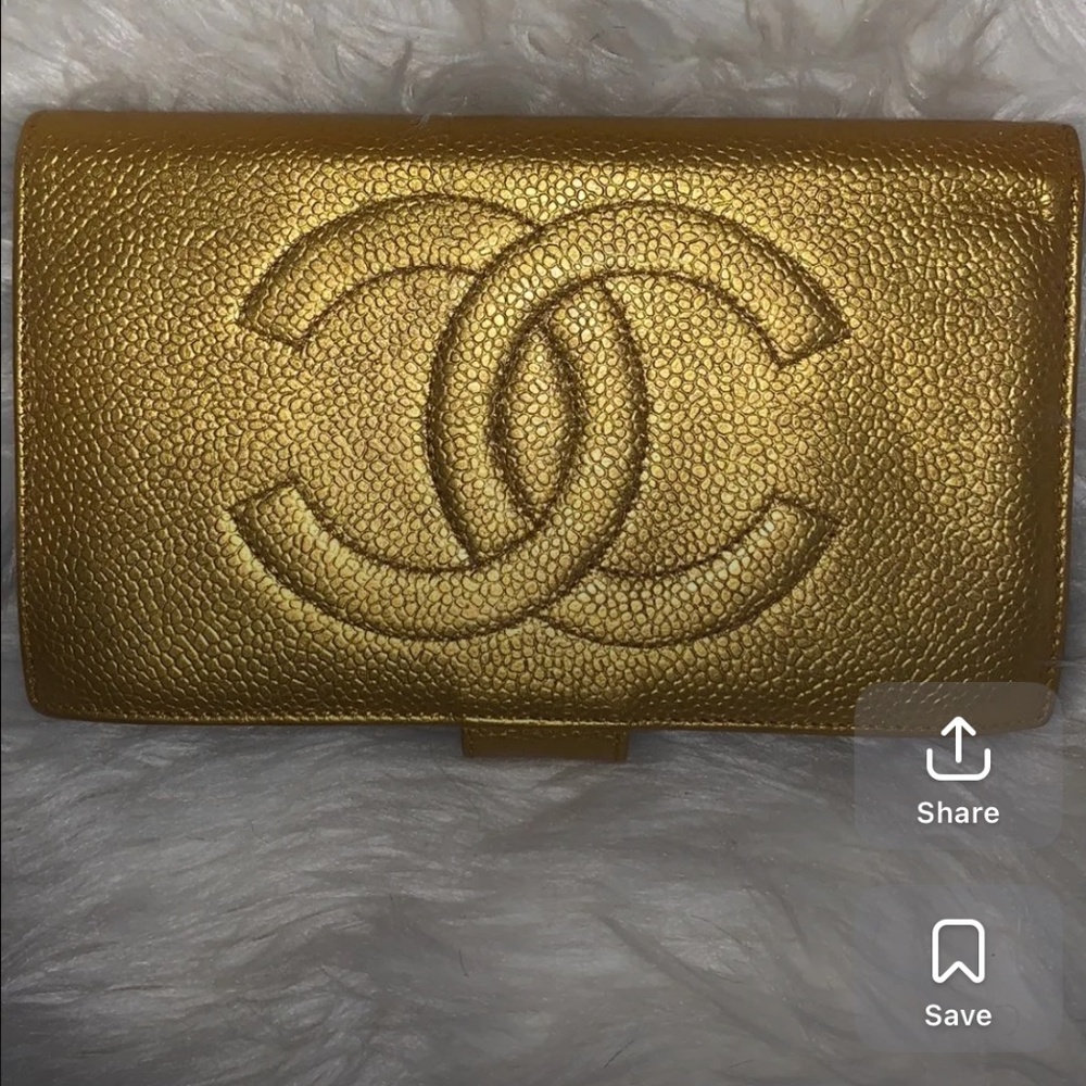 Vintage Chanel wallet